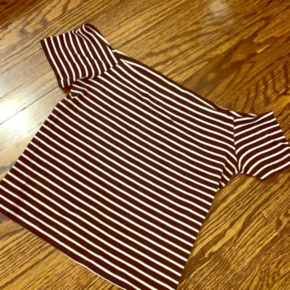 2/$20 off shoulder striped top. - Picture 1 of 3
